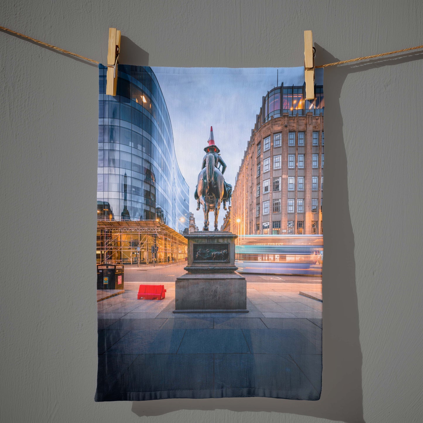 Bonnie Glasgow-Scotland Tea Towel Kunal Tewari Photography